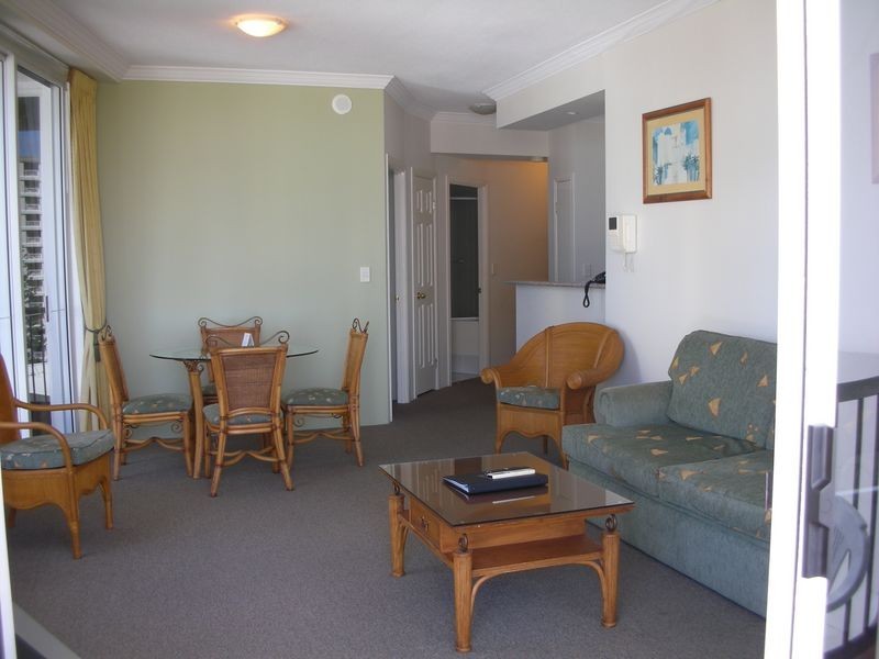 703/9 Beach Parade, Surfers Paradise QLD 4217