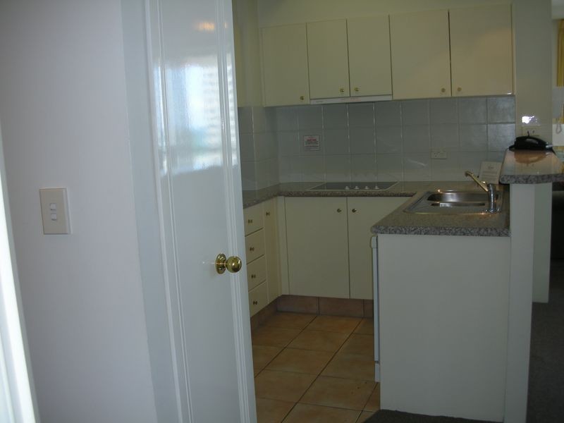 703/9 Beach Parade, Surfers Paradise QLD 4217