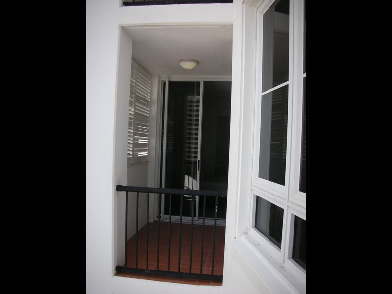 703/9 Beach Parade, Surfers Paradise QLD 4217