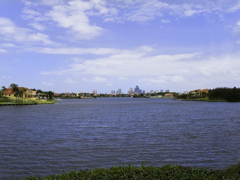 Clear Island Waters QLD 4226