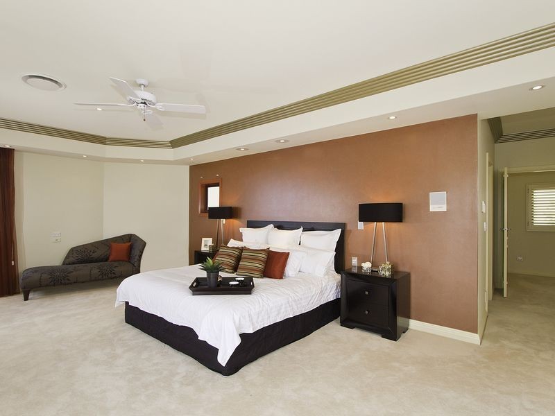 Clear Island Waters QLD 4226