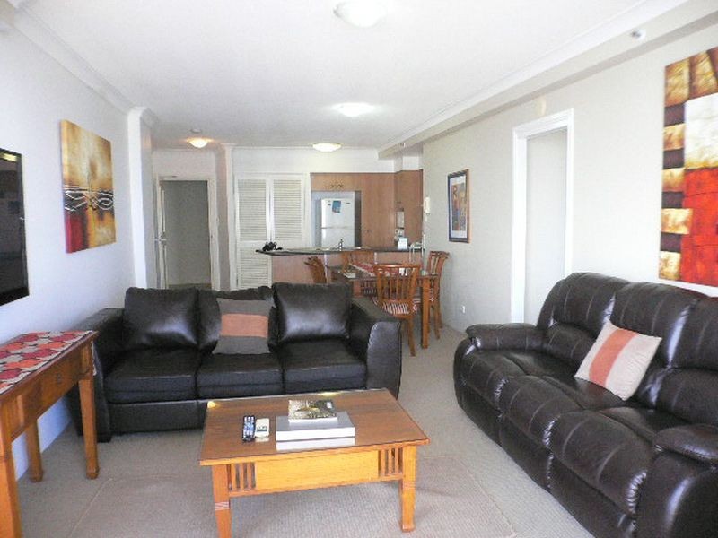 2095/2623 Gold Coast Hwy, Broadbeach QLD 4218