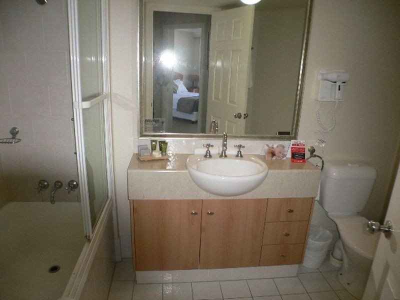 2095/2623 Gold Coast Hwy, Broadbeach QLD 4218