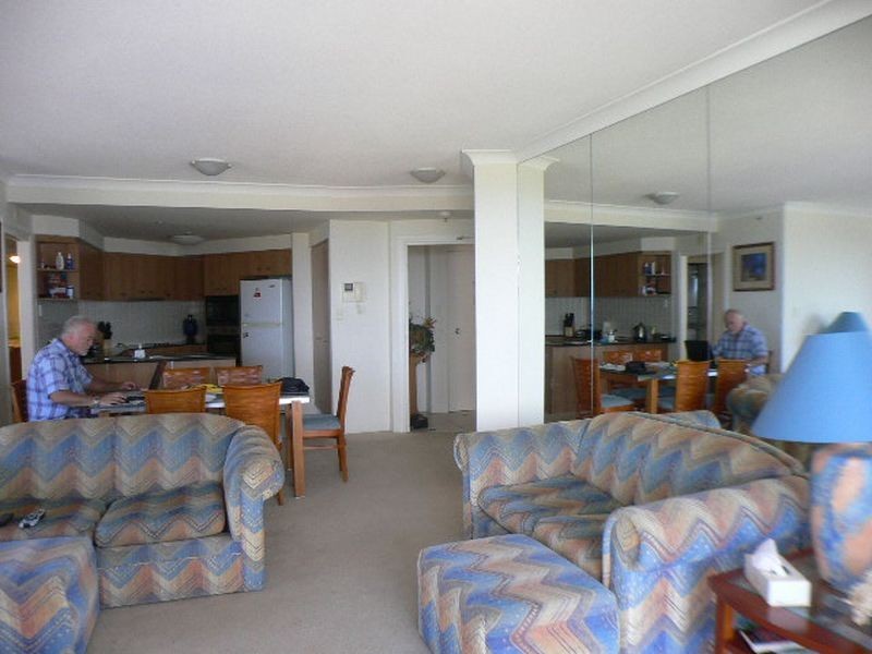 Broadbeach QLD 4218