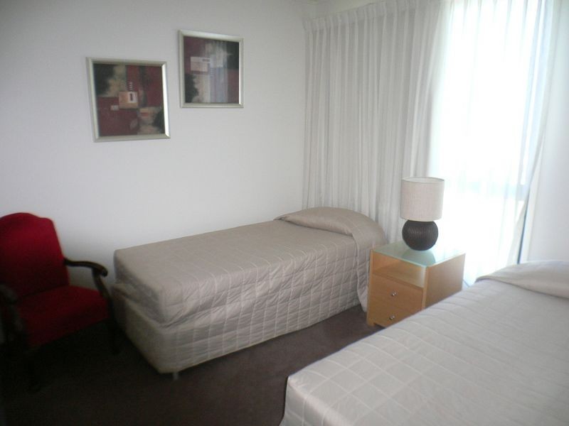 1107/2685 Gold Coast Highway, Broadbeach QLD 4218