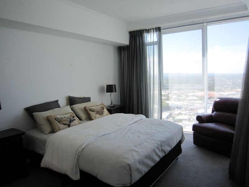 23206/5 Lawson Street, Southport QLD 4215