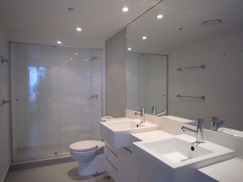 23206/5 Lawson Street, Southport QLD 4215