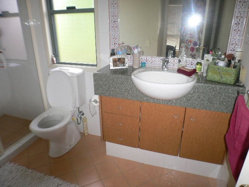9/20 Fairway Dr, Clear Island Waters QLD 4226