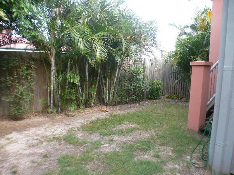 9/20 Fairway Dr, Clear Island Waters QLD 4226