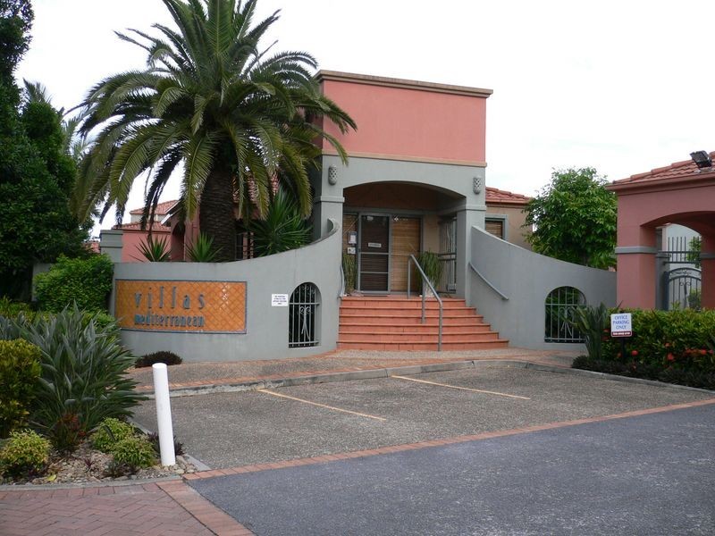 9/20 Fairway Dr, Clear Island Waters QLD 4226