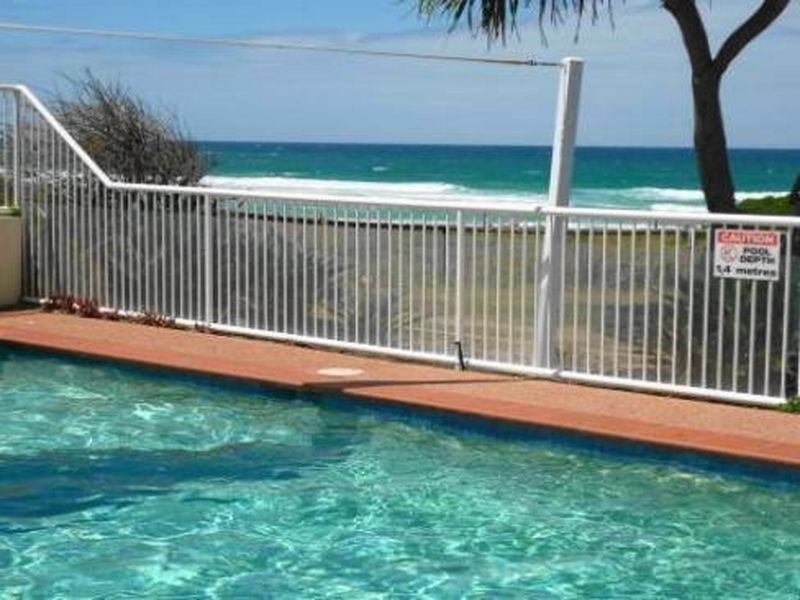 Palm Beach QLD 4221