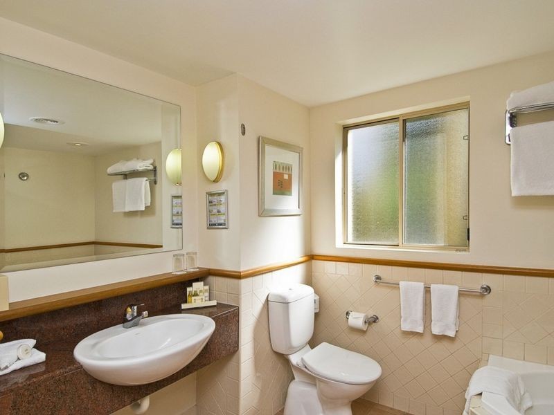 Carrara QLD 4211