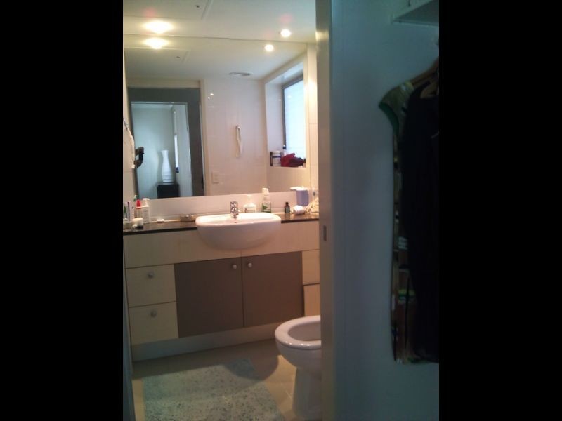 126/21 Cypress Ave, Surfers Paradise QLD 4217