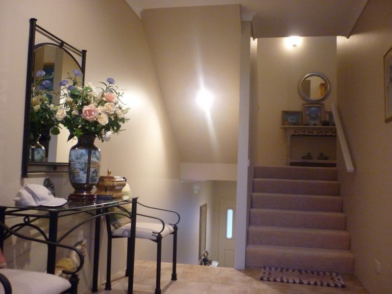 Clear Island Waters QLD 4226