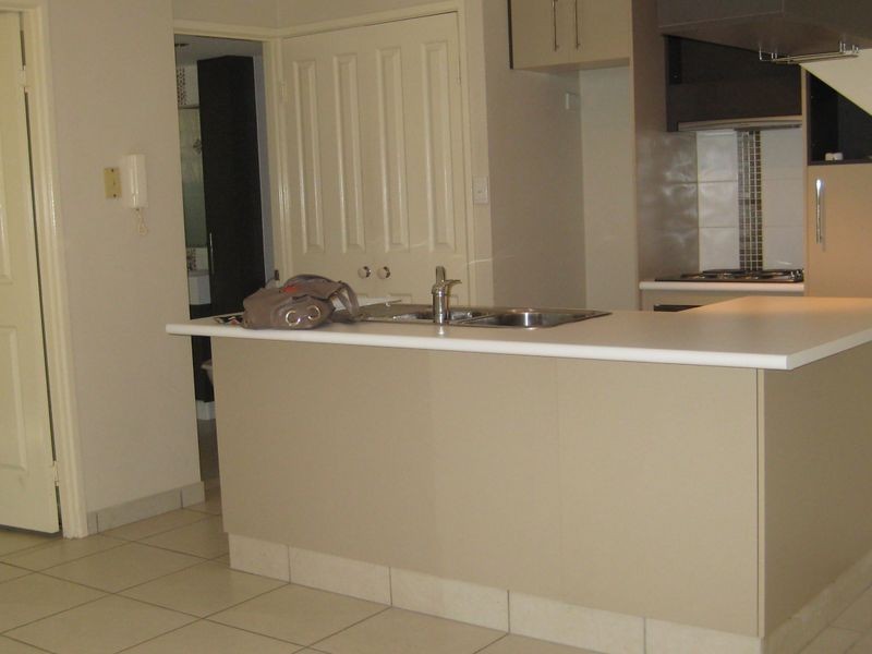 23 Second Ave, Broadbeach QLD 4218