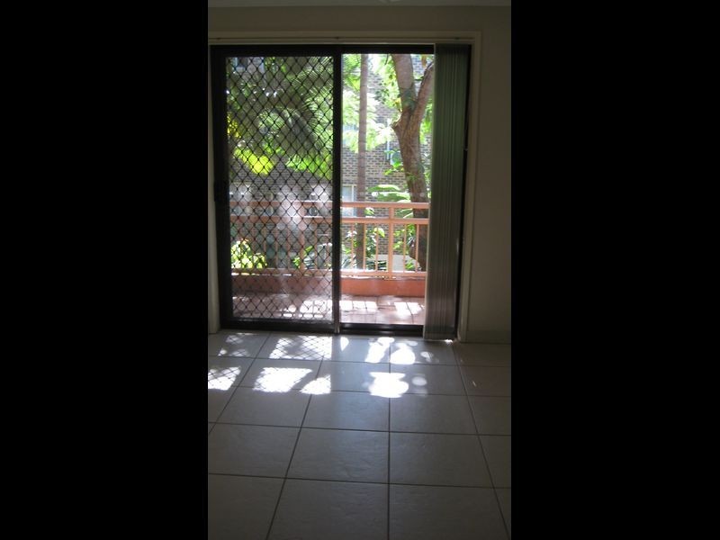 23 Second Ave, Broadbeach QLD 4218