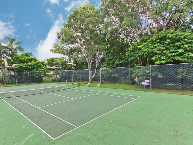 4/111 Rio Vista Bvd, Broadbeach Waters QLD 4218