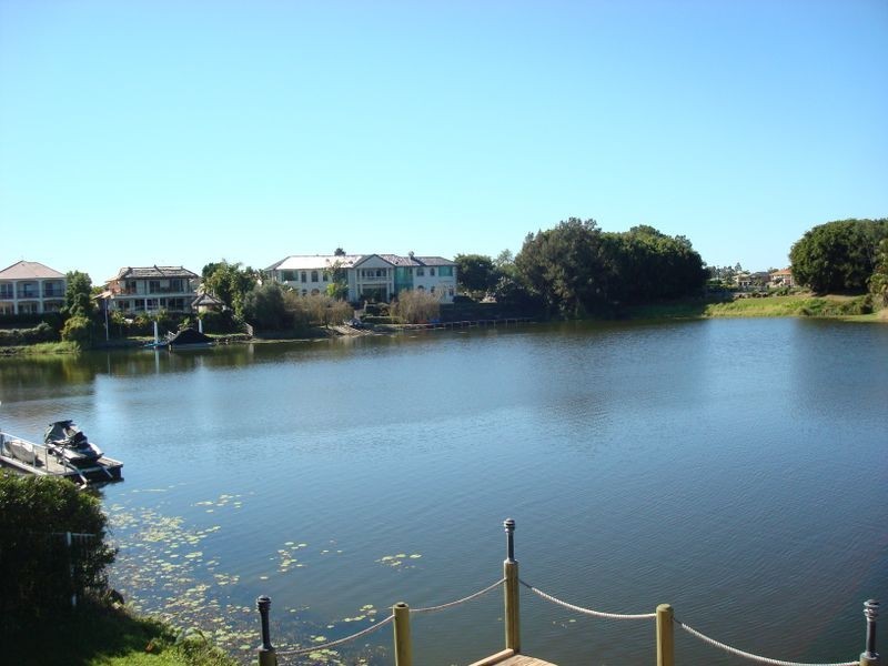 14 Staysail Crescent, Clear Island Waters QLD 4226