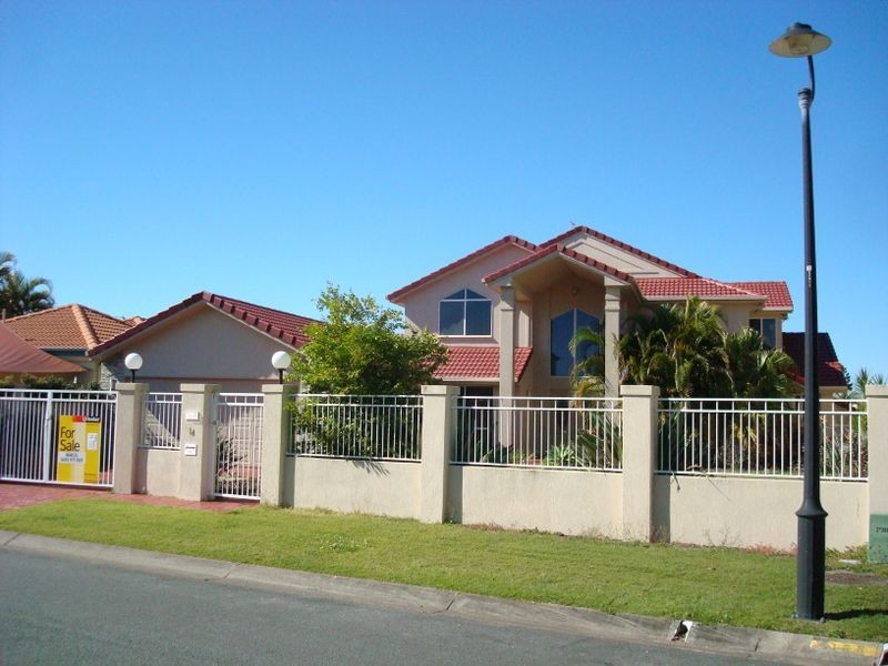 14 Staysail Crescent, Clear Island Waters QLD 4226