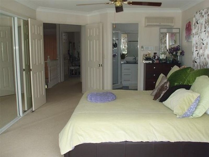 14 Staysail Crescent, Clear Island Waters QLD 4226