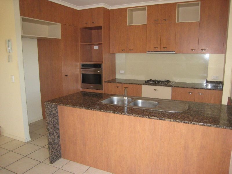 Carrara QLD 4211