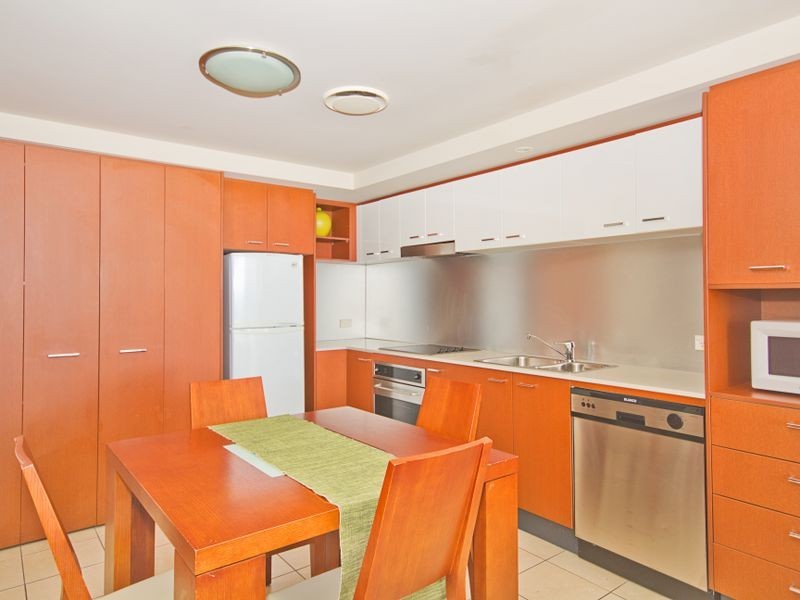 2236/23 Ferny Ave, Surfers Paradise QLD 4217