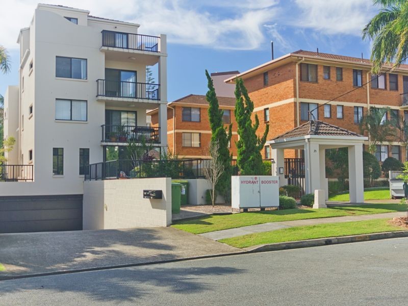 5/35 Britannia Avenue, Broadbeach QLD 4218