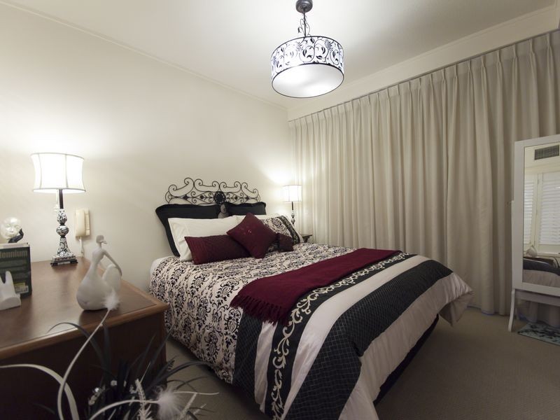 1004/2685 Gold Coast Highway, Broadbeach QLD 4218