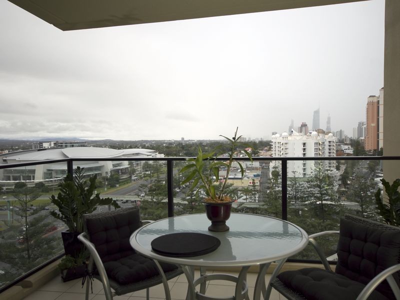1004/2685 Gold Coast Highway, Broadbeach QLD 4218