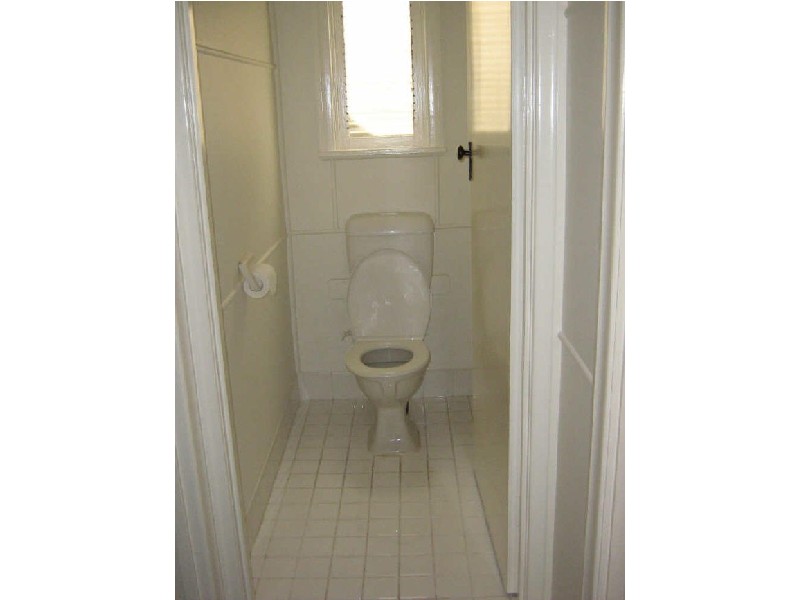 19 Second Avenue, Broadbeach QLD 4218