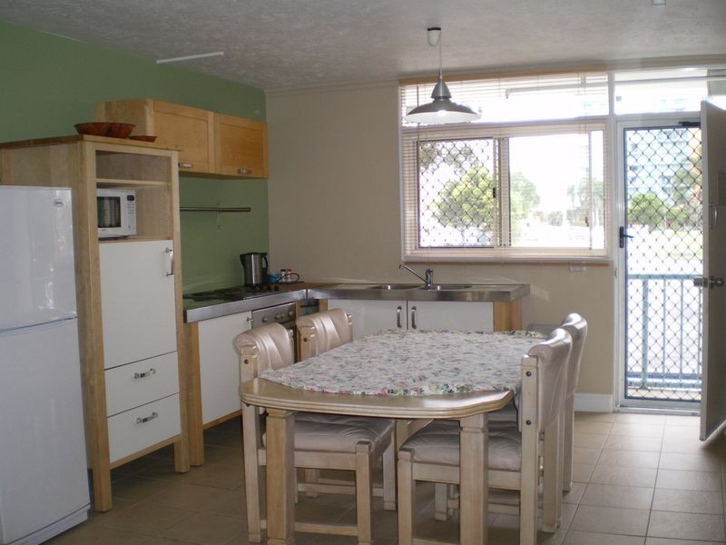 10/69-73 Ferny Avenue, Surfers Paradise QLD 4217