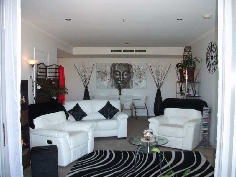 Broadbeach Waters QLD 4218