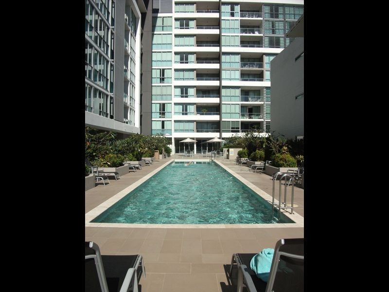 Broadbeach Waters QLD 4218