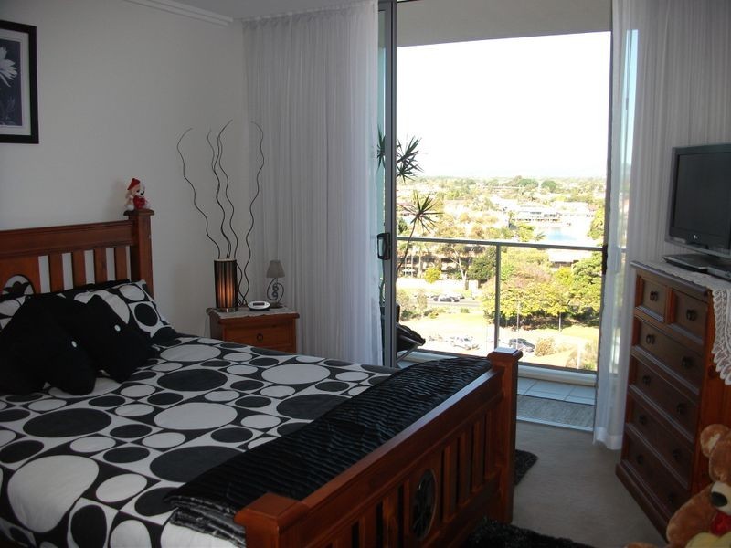 Broadbeach Waters QLD 4218