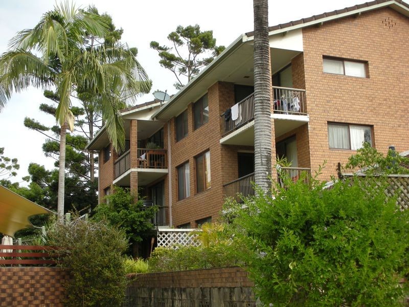 5/4 Rosewood Avenue, Broadbeach QLD 4218