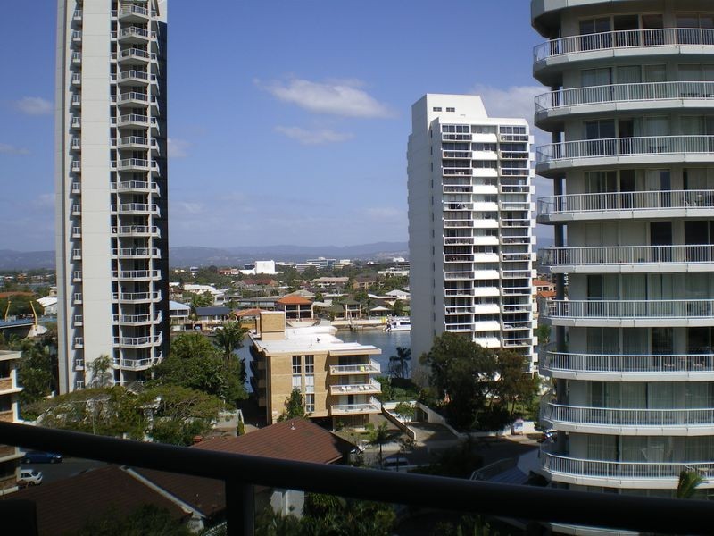 901/18 Cypress Avenue, Surfers Paradise QLD 4217