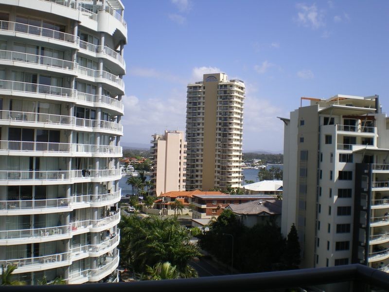 901/18 Cypress Avenue, Surfers Paradise QLD 4217