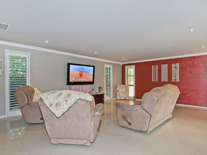 41 Heights Drive, Robina QLD 4226