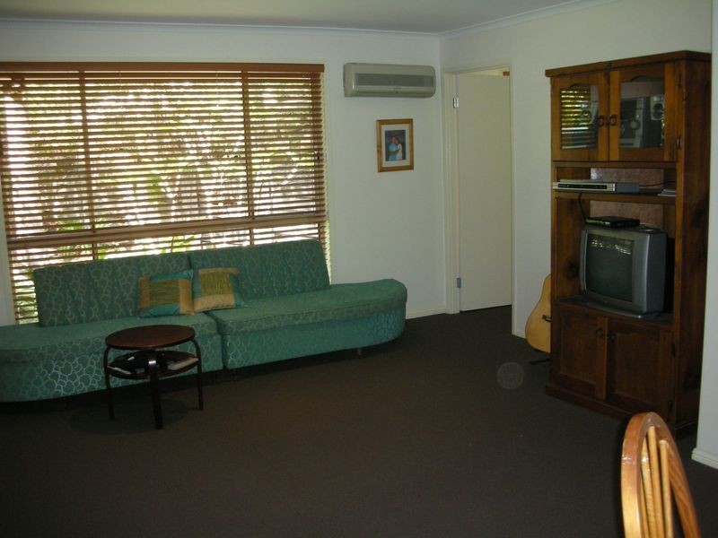 10 Bent Street, Nerang QLD 4211