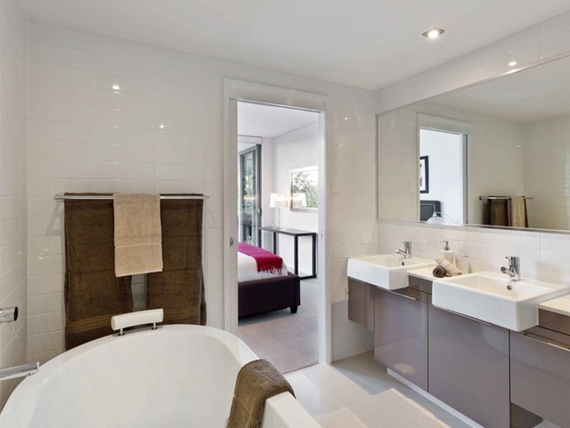 Varsity Lakes QLD 4227