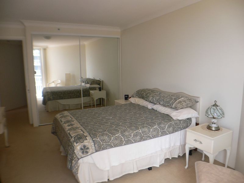 Broadbeach QLD 4218