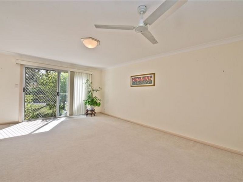 Broadbeach Waters QLD 4218