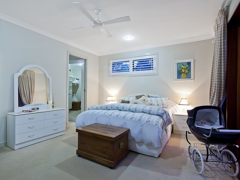 12 Midgera Street, Ashmore QLD 4214