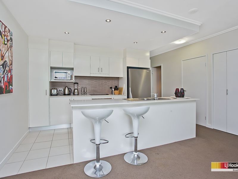 Broadbeach Waters QLD 4218