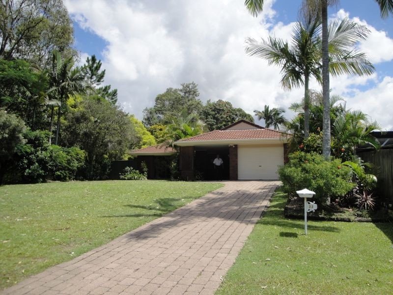 33 Madigan Road, Carrara QLD 4211