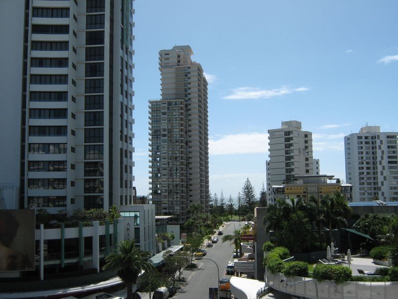 1506/90 Surf Parade (The Phoenician), Broadbeach QLD 4218
