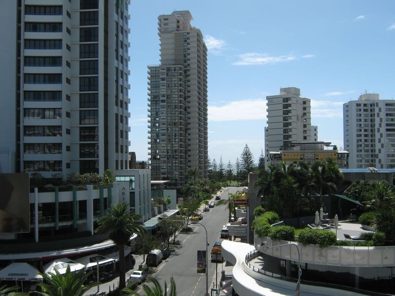 1506/90 Surf Parade (The Phoenician), Broadbeach QLD 4218