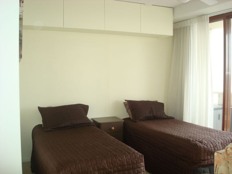 Broadbeach QLD 4218
