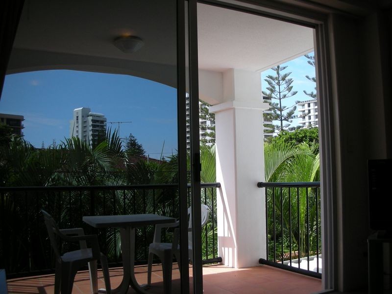 Broadbeach QLD 4218