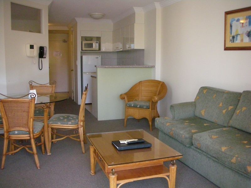 Broadbeach QLD 4218